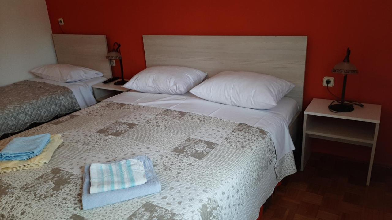 Rooms Neda ราบ ภายนอก รูปภาพ